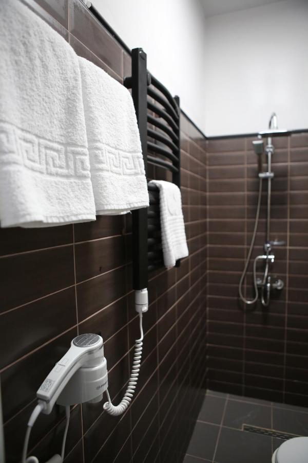 Dark Boutique Hotel Shkoze Екстер'єр фото