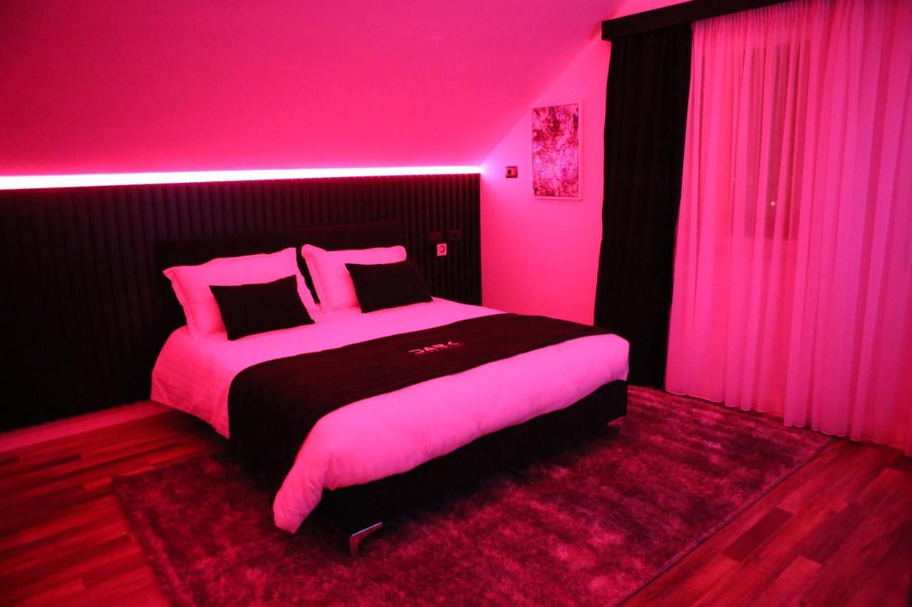 Dark Boutique Hotel Shkoze Екстер'єр фото