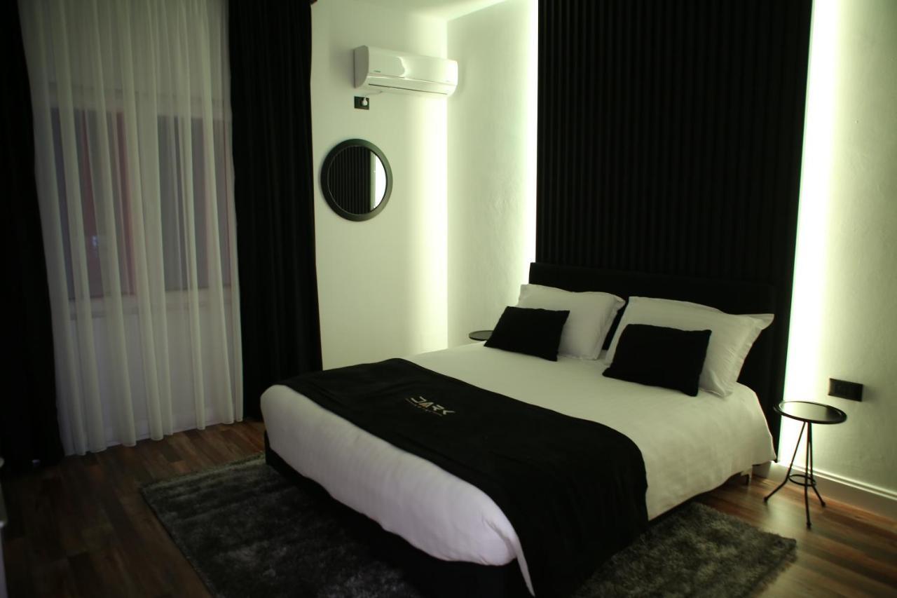 Dark Boutique Hotel Shkoze Екстер'єр фото