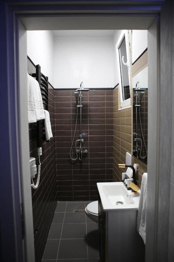 Dark Boutique Hotel Shkoze Екстер'єр фото